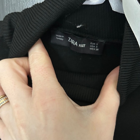 Zara Knit Colorblock Mock Neck Mini Dress - Black & Lavender - Mod 60s Style - Picture 4 of 9